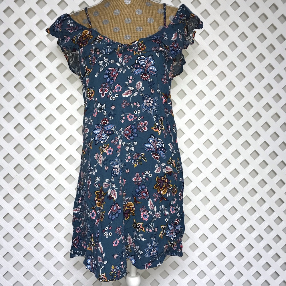 Rue 21 Cold Shoulder Ruffle Mini 100 Rayon